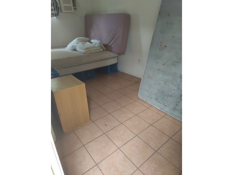 Coffee shop, Bakery, 3Bdrm unit 5