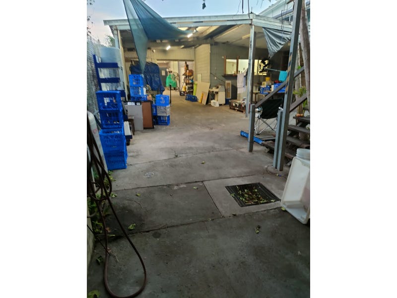Coffee shop, Bakery, 3Bdrm unit 13
