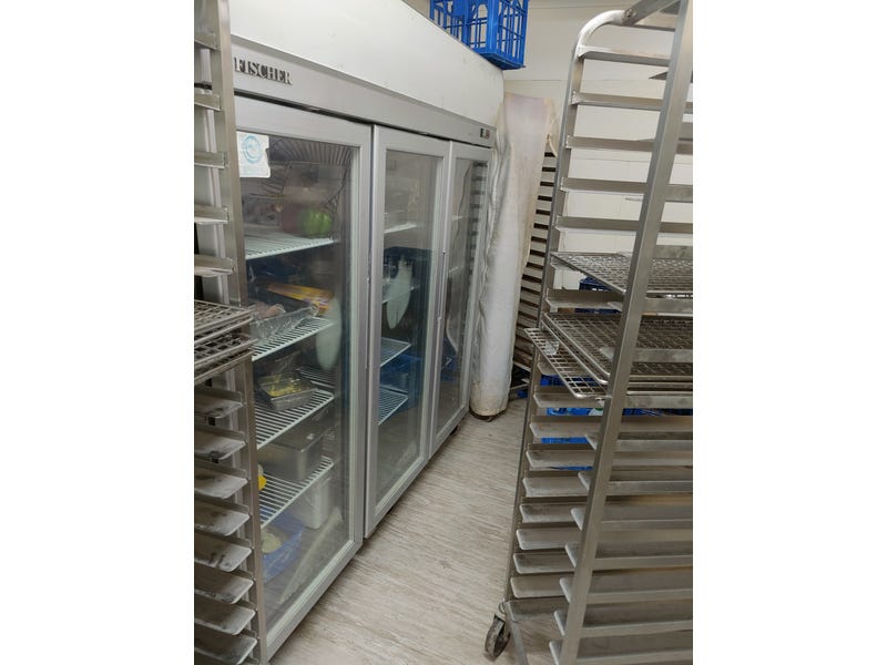 Coffee shop, Bakery, 3Bdrm unit 18