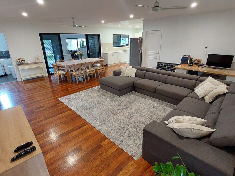 Stylish Family Home + Powered 12