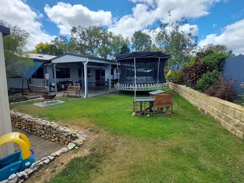 Stylish Family Home + Powered 21