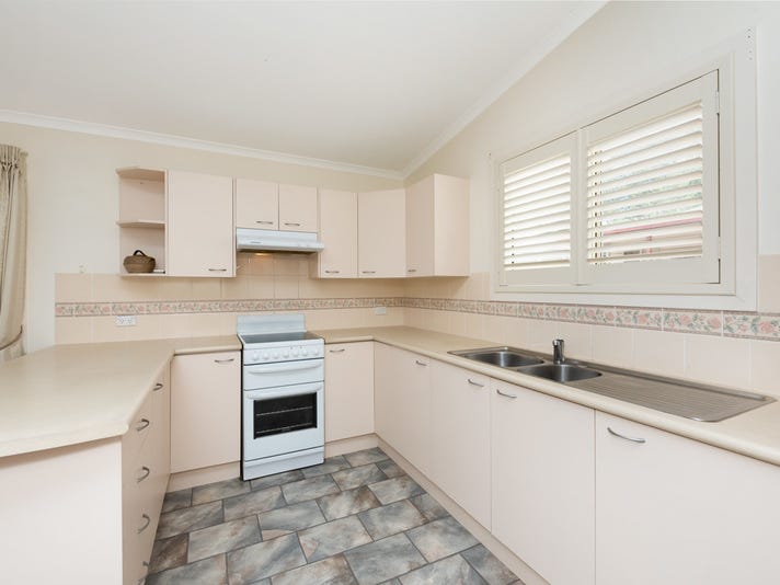 UNDER OFFER – Home Sweet 6