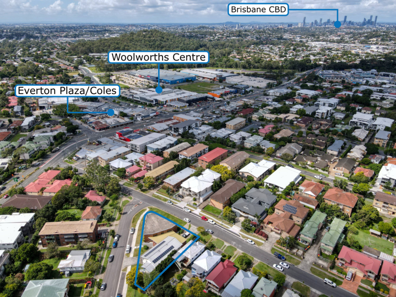 Commercial property with LMR2 Zoning 3