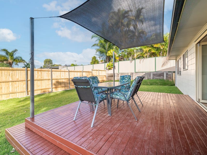 Under Contract – BEAUTIFULLY RENOVATED 6