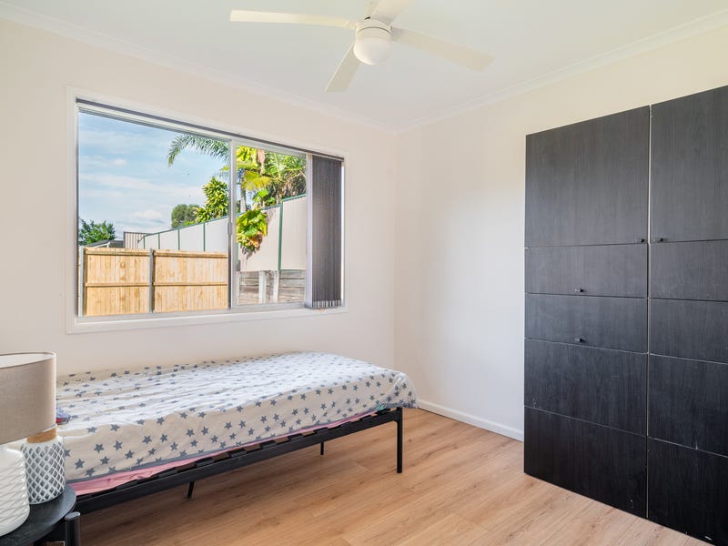 Under Contract – BEAUTIFULLY RENOVATED 8