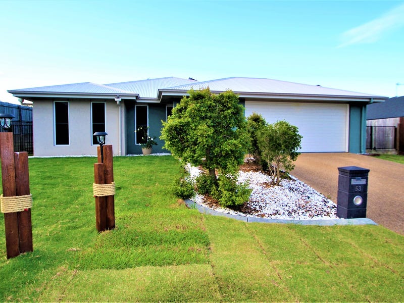 BEAUTIFUL LOCATION! SIDE ACCESS.