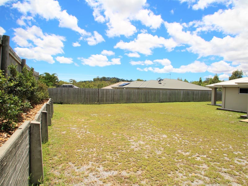 BEAUTIFUL LOCATION! SIDE ACCESS. 17