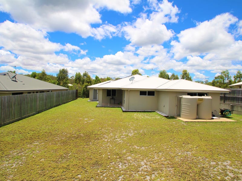 BEAUTIFUL LOCATION! SIDE ACCESS. 18