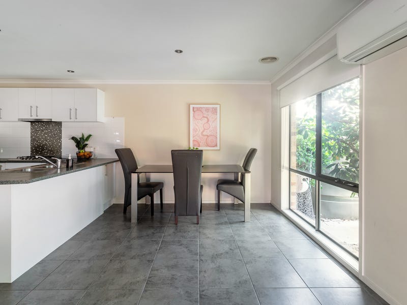 Prime Position with Lifestyle Ease 8