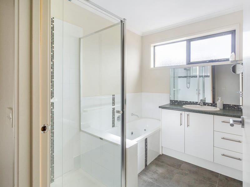 Prime Position with Lifestyle Ease 14