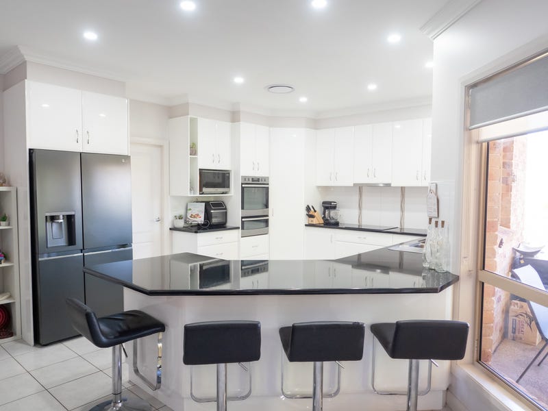Impressive family home on Karri 5