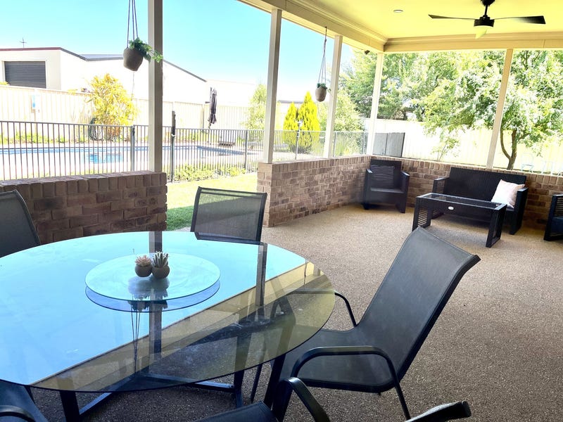 Impressive family home on Karri 24