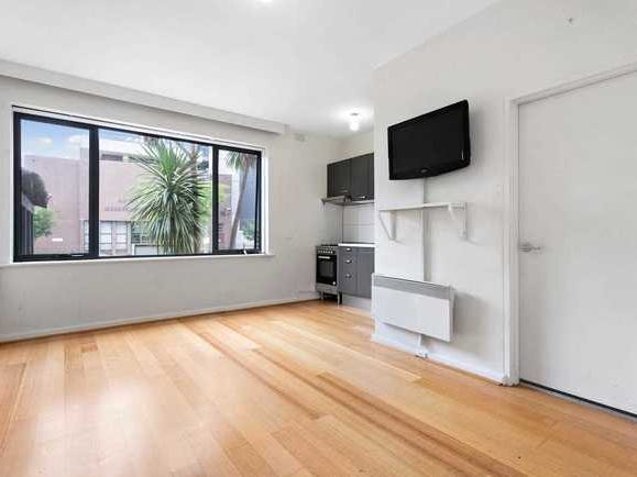 St Kilda Studio