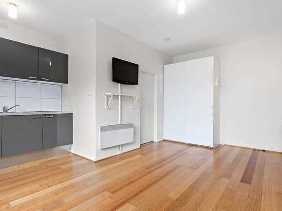 St Kilda Studio 3
