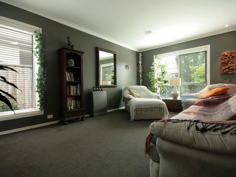Attractive Energy efficient home on 7