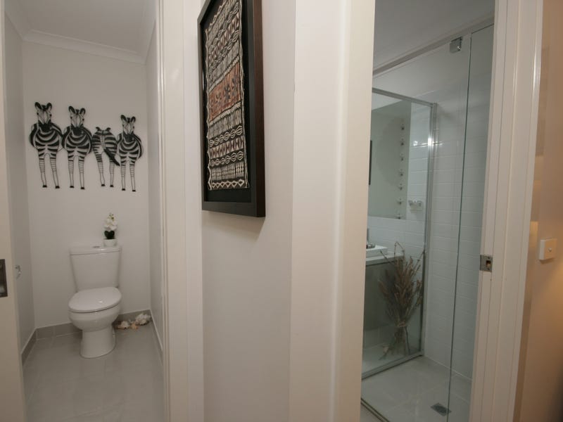 Attractive Energy efficient home on 10
