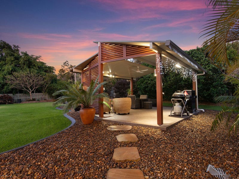 In negotations/Under Offer   5