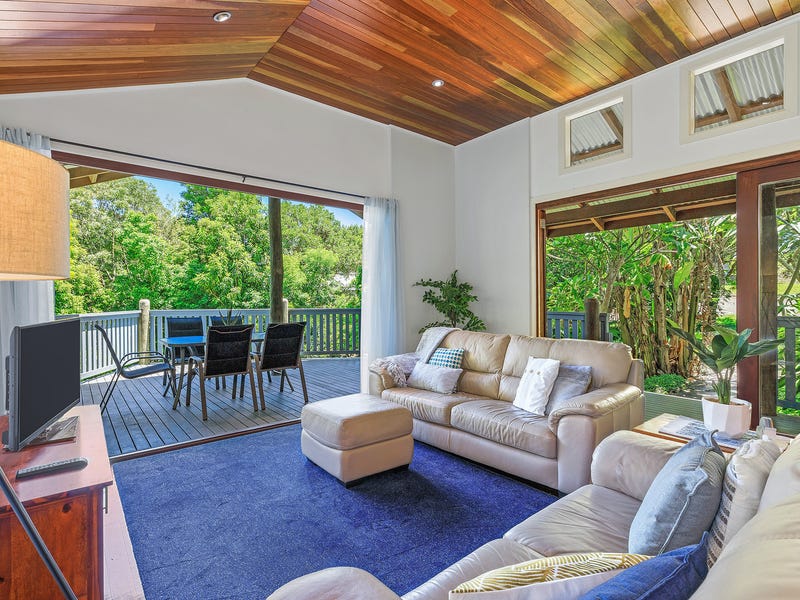 Architecturally Designed & So Close to Montville Village