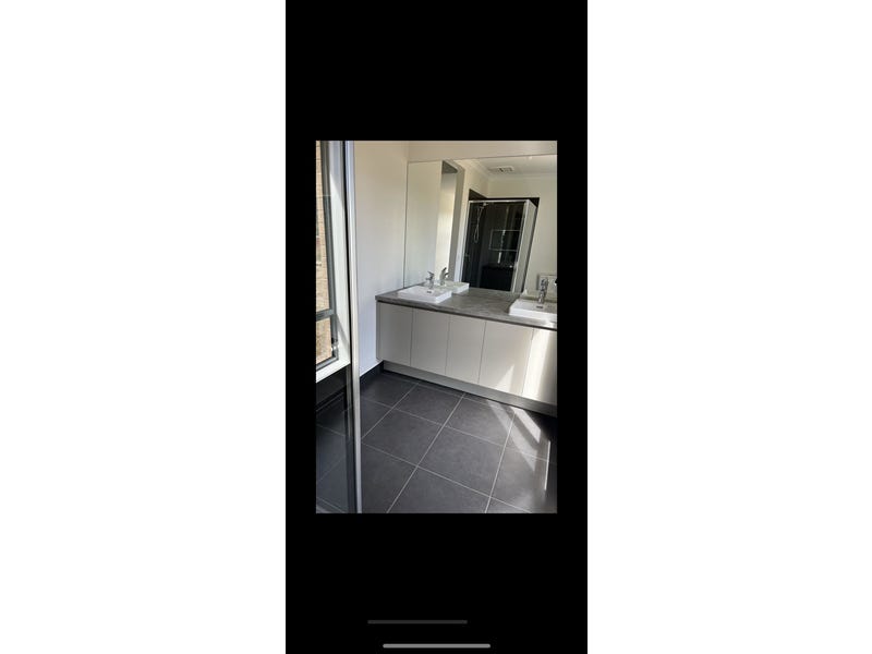 Brand New modern Beauty, Ready 7