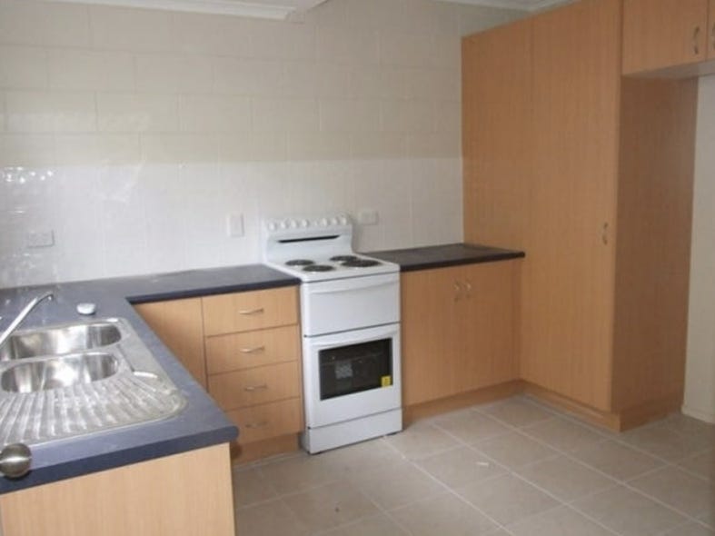 2 Story, 2 Bedroom Unit 7