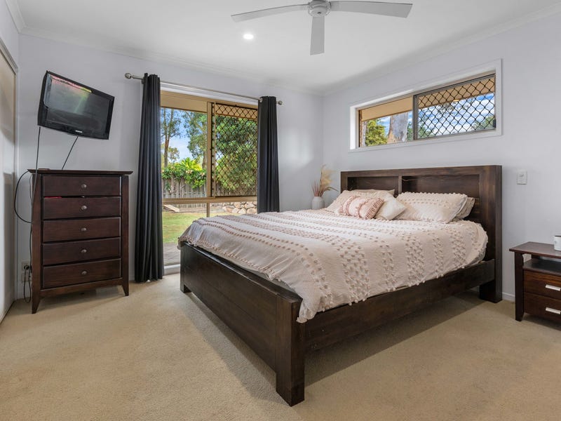 Large block in sought after 8