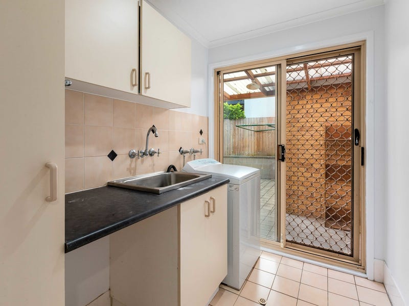 Large block in sought after 15