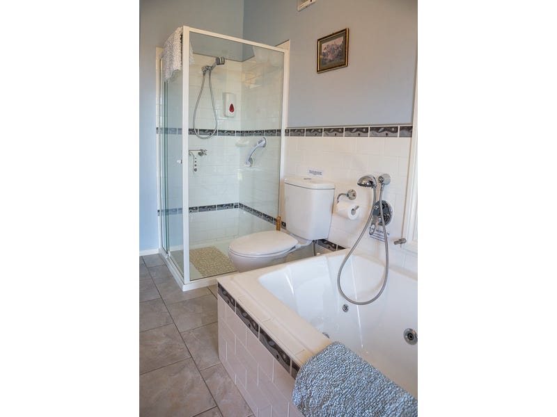 Buln Buln Cabins for sale 35