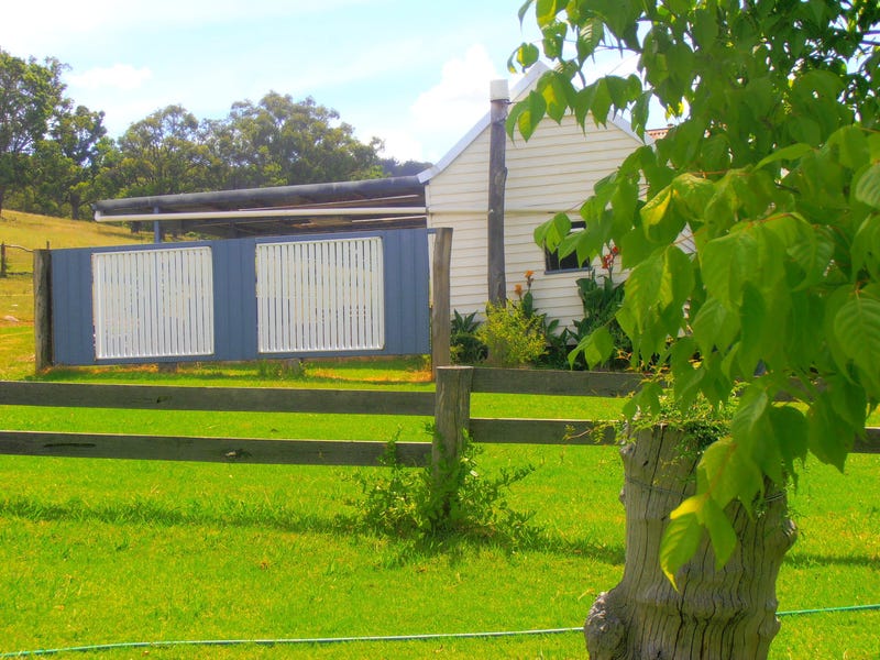 A Very Versatile Property “Coghlan” 13