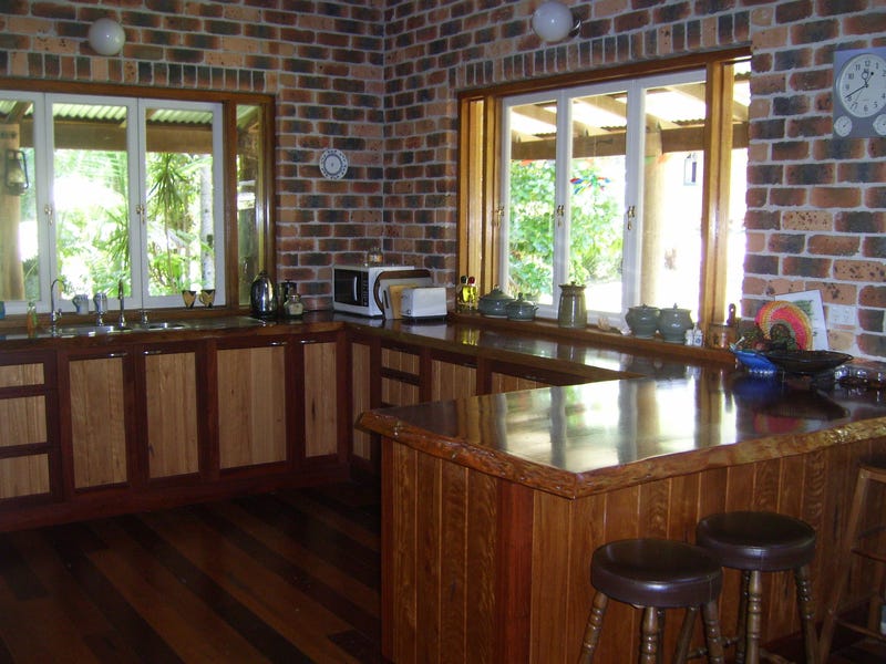 Unique Country Style Home with 7