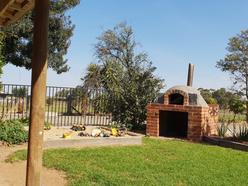 Ideal 20 Acre Hobby Farm 5