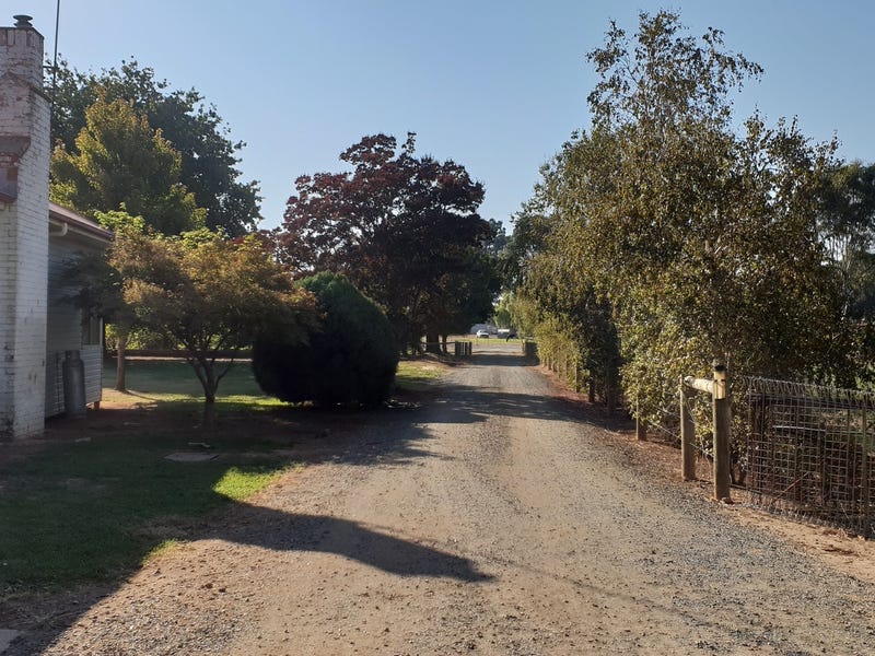 Ideal 20 Acre Hobby Farm 8