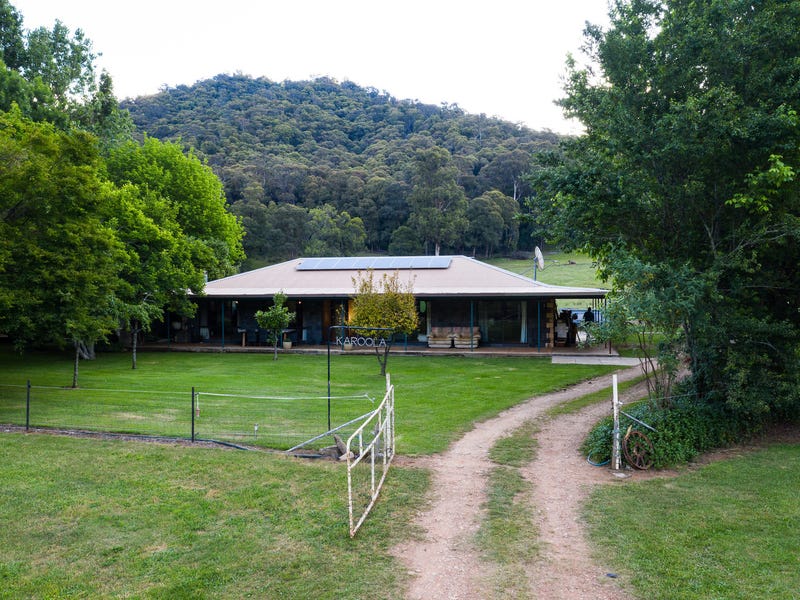 Hidden valley on the river 17