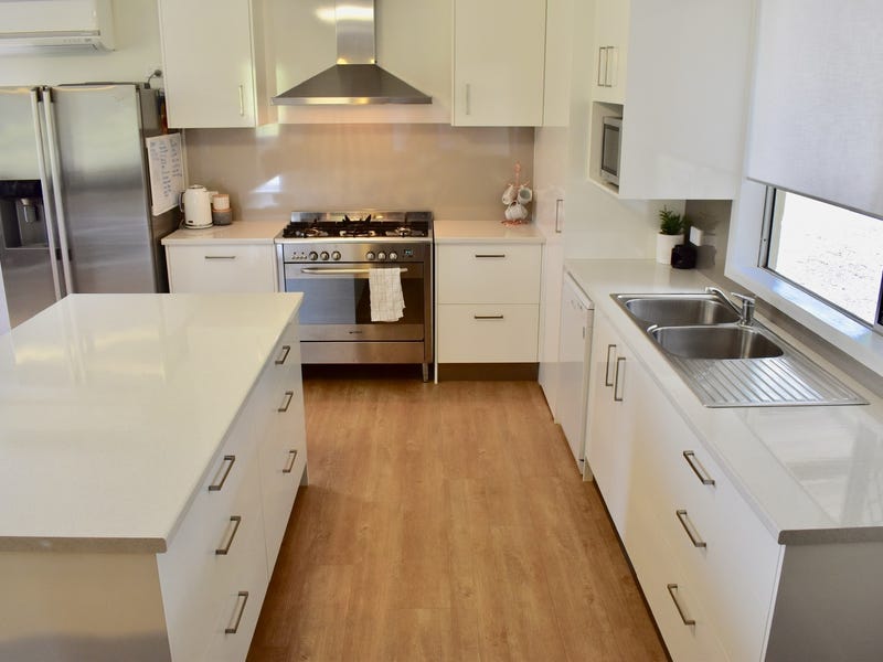 Charming Property. Ready for new owners to relax and enjoy the views!