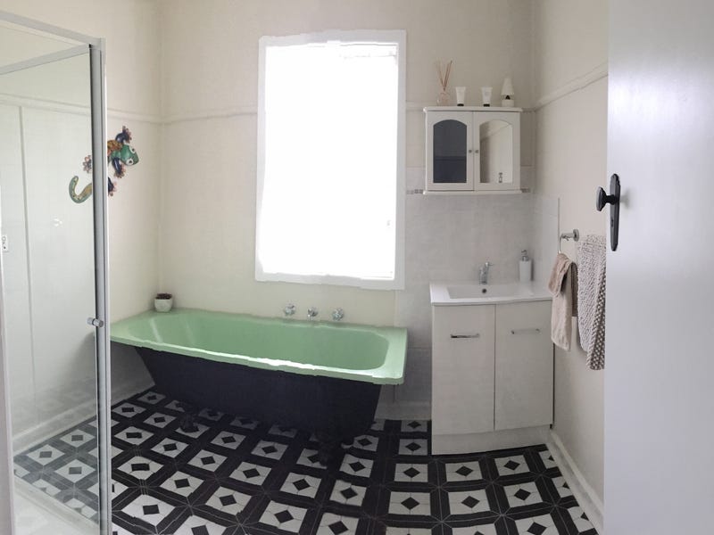 Sweeping Grand Views of Mt 26