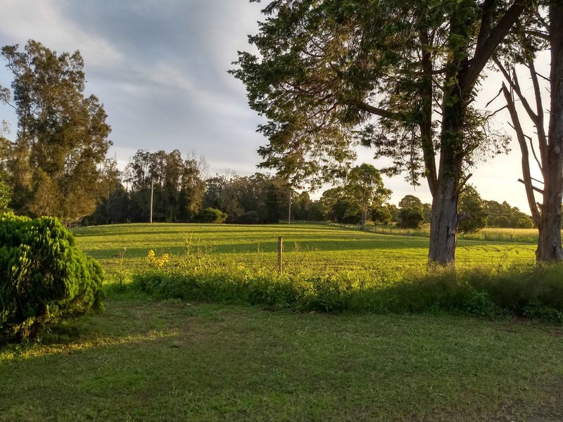Picturesque Hobby Farm 15
