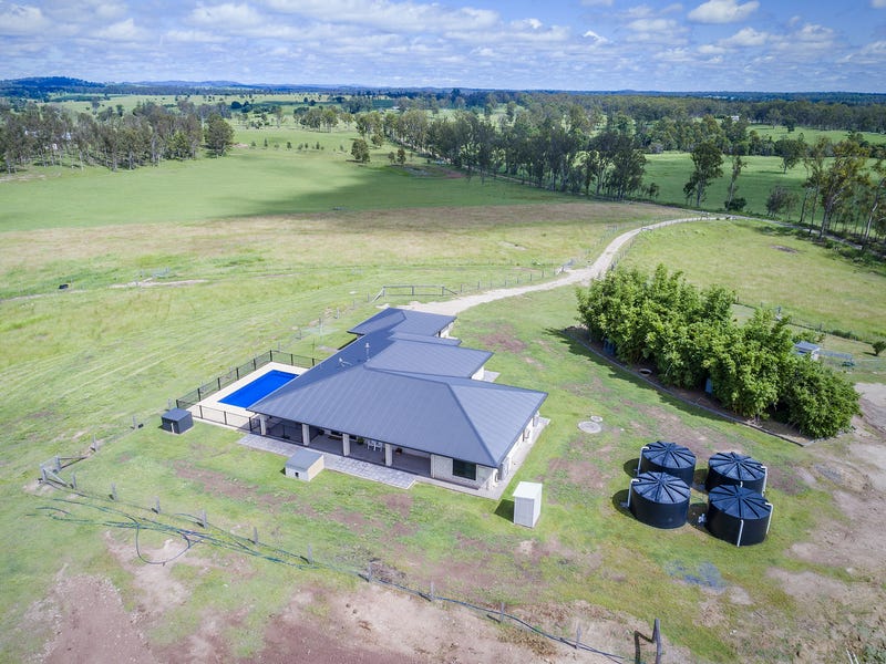 Quiet country living with panoramic 4