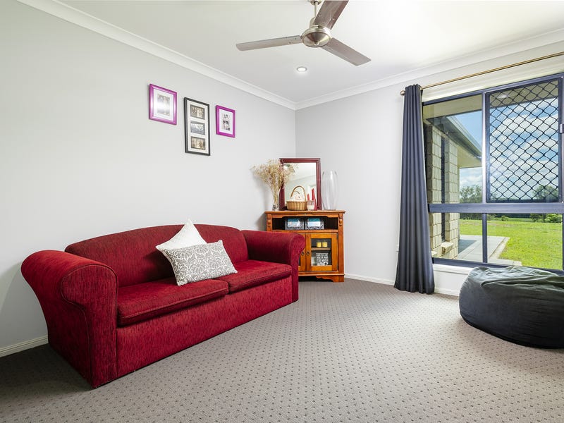 Quiet country living with panoramic 19