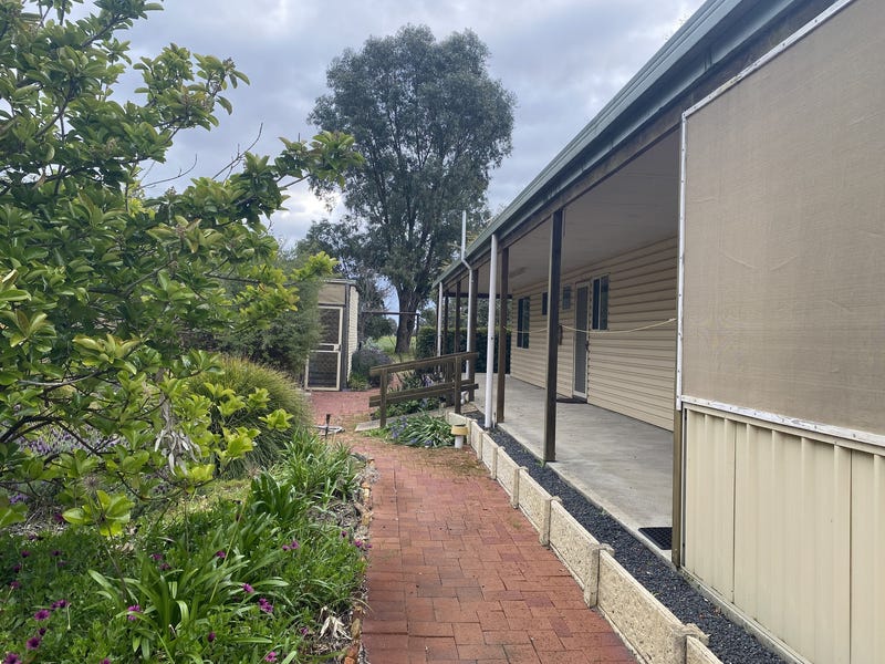 Rural Lifestyle Property 7
