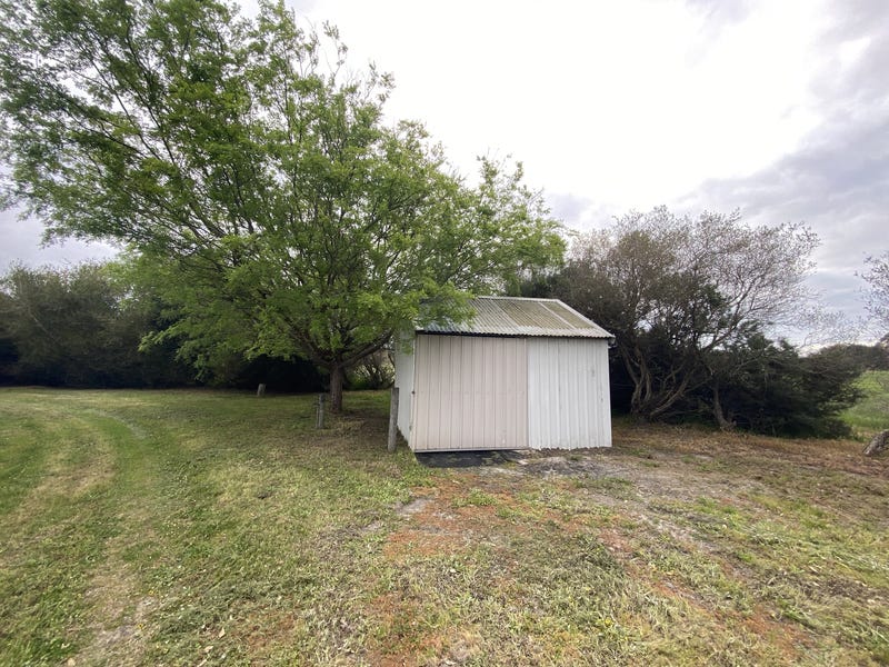 Rural Lifestyle Property 12