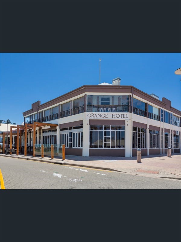 Renovated 2 bedroom unit to 12