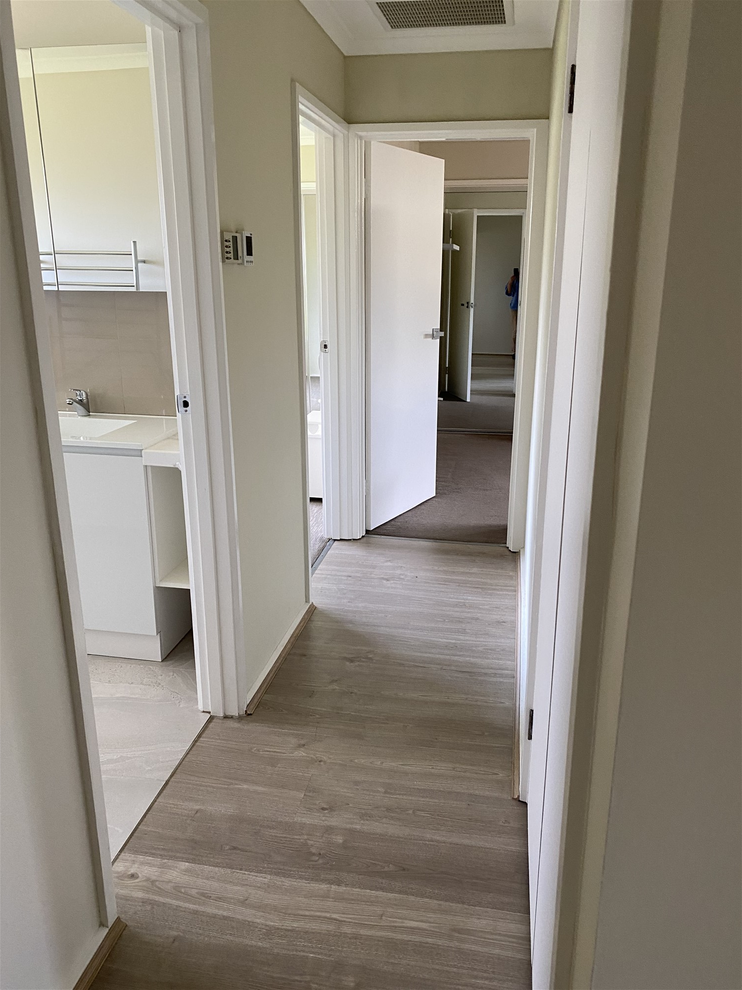 Close to Schools, Shops and 14