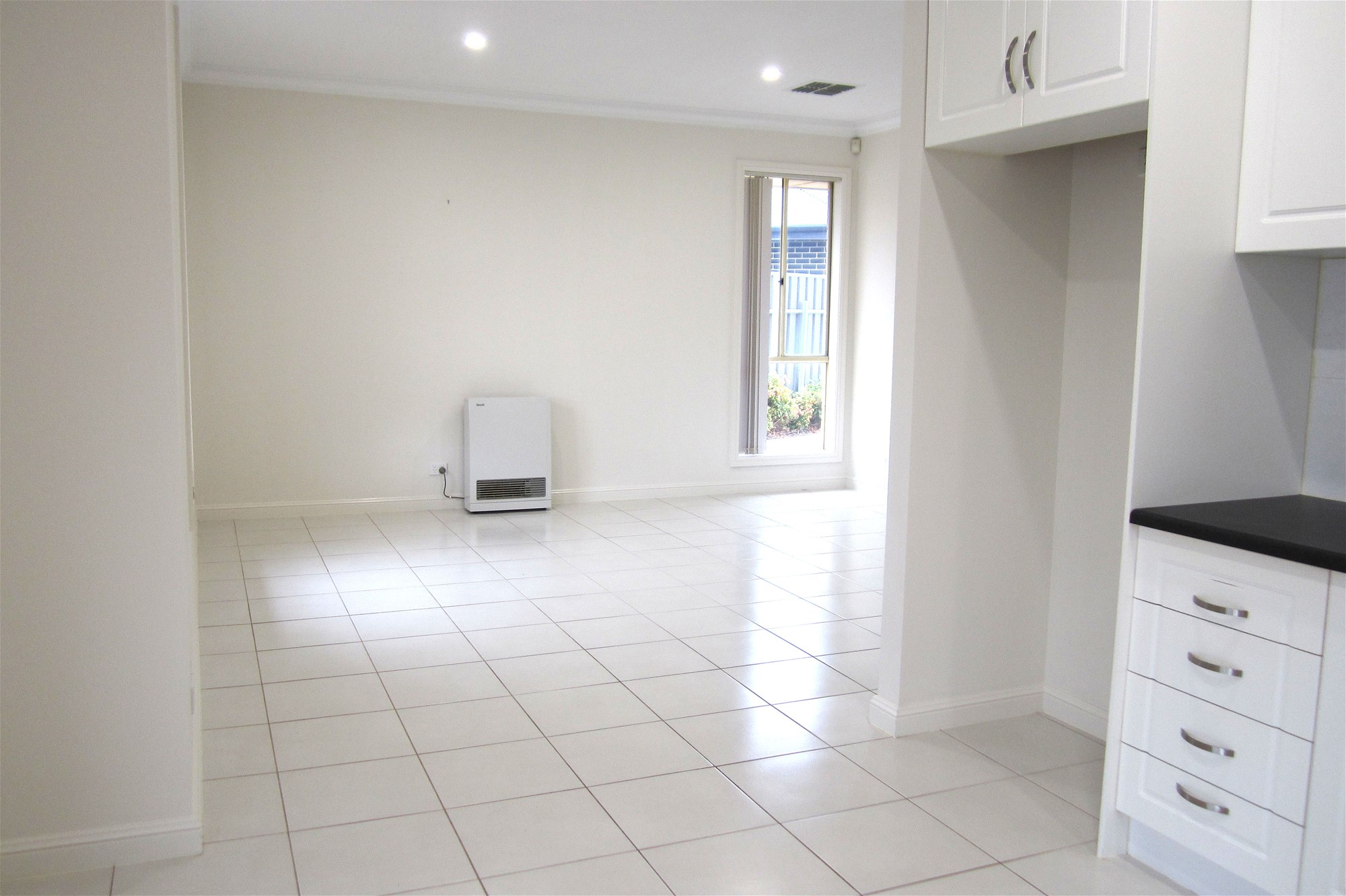 3 Bedroom, low maintenance. quality 7