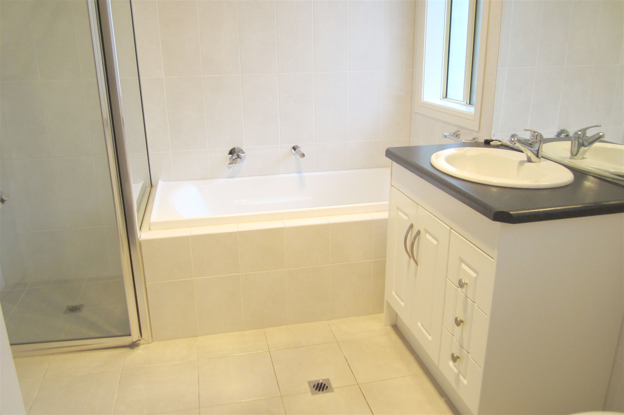 3 Bedroom, low maintenance. quality 12