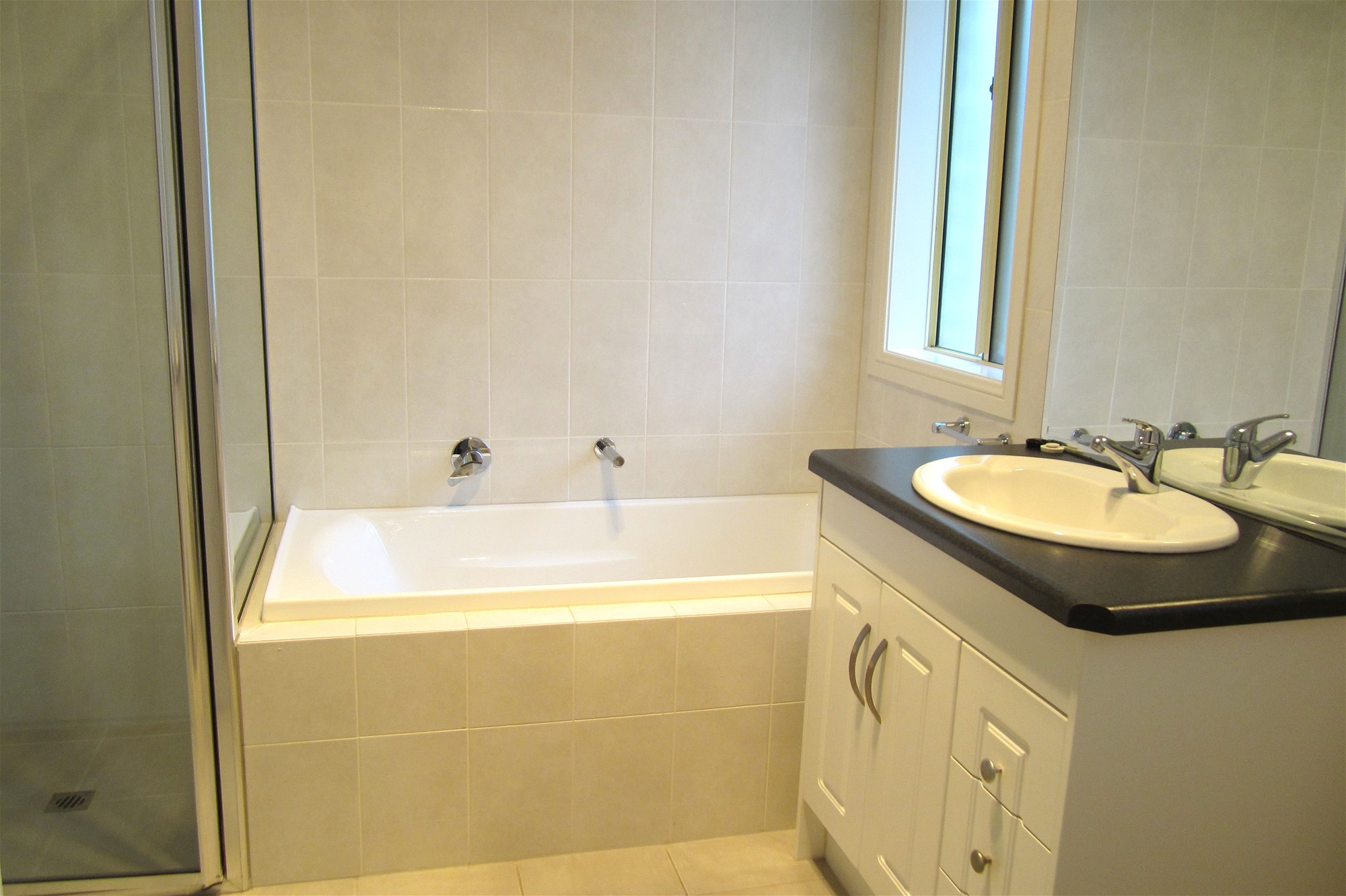 3 Bedroom, low maintenance. quality 13