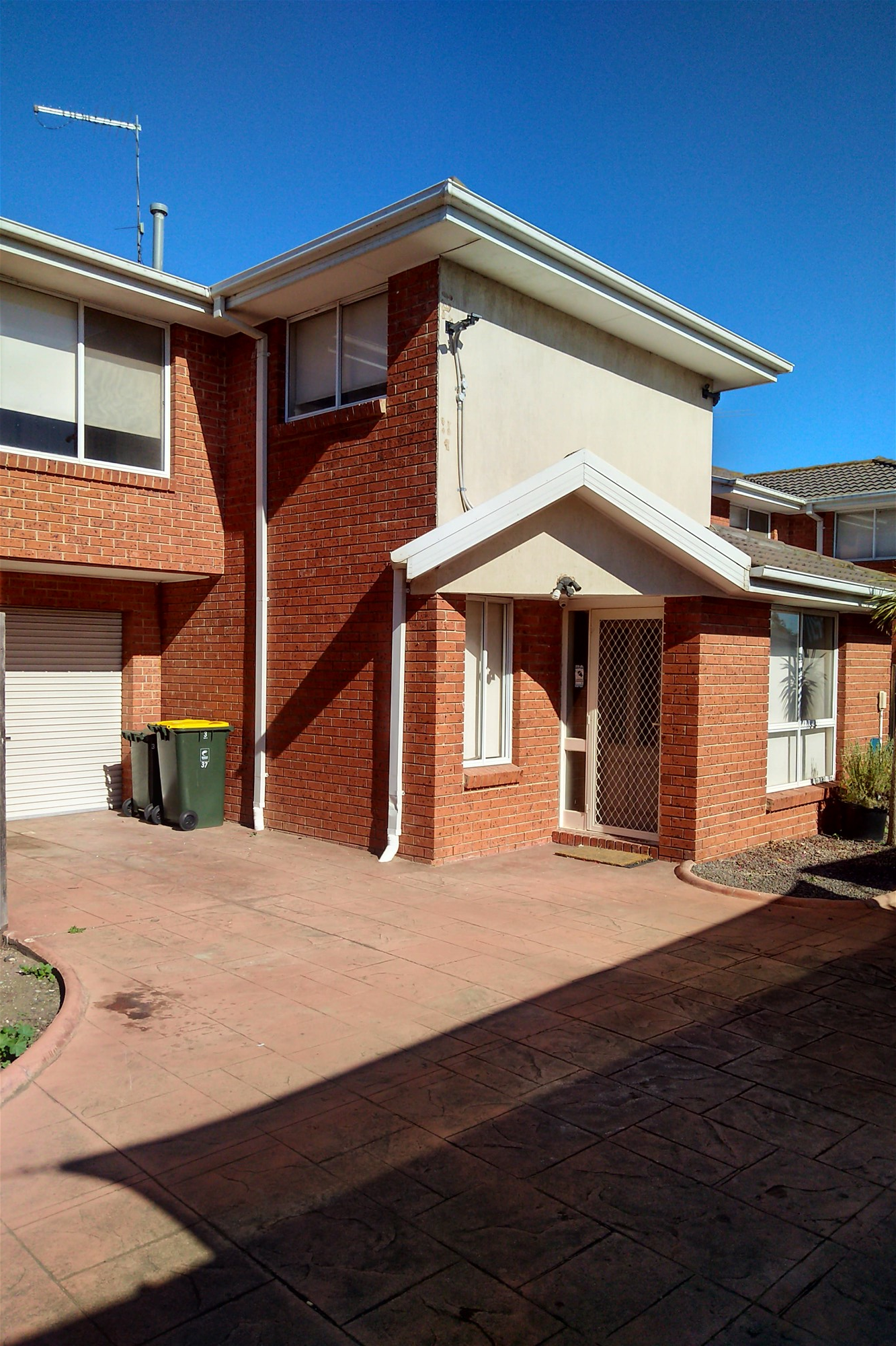 3 bedroom  Townhouse for 3