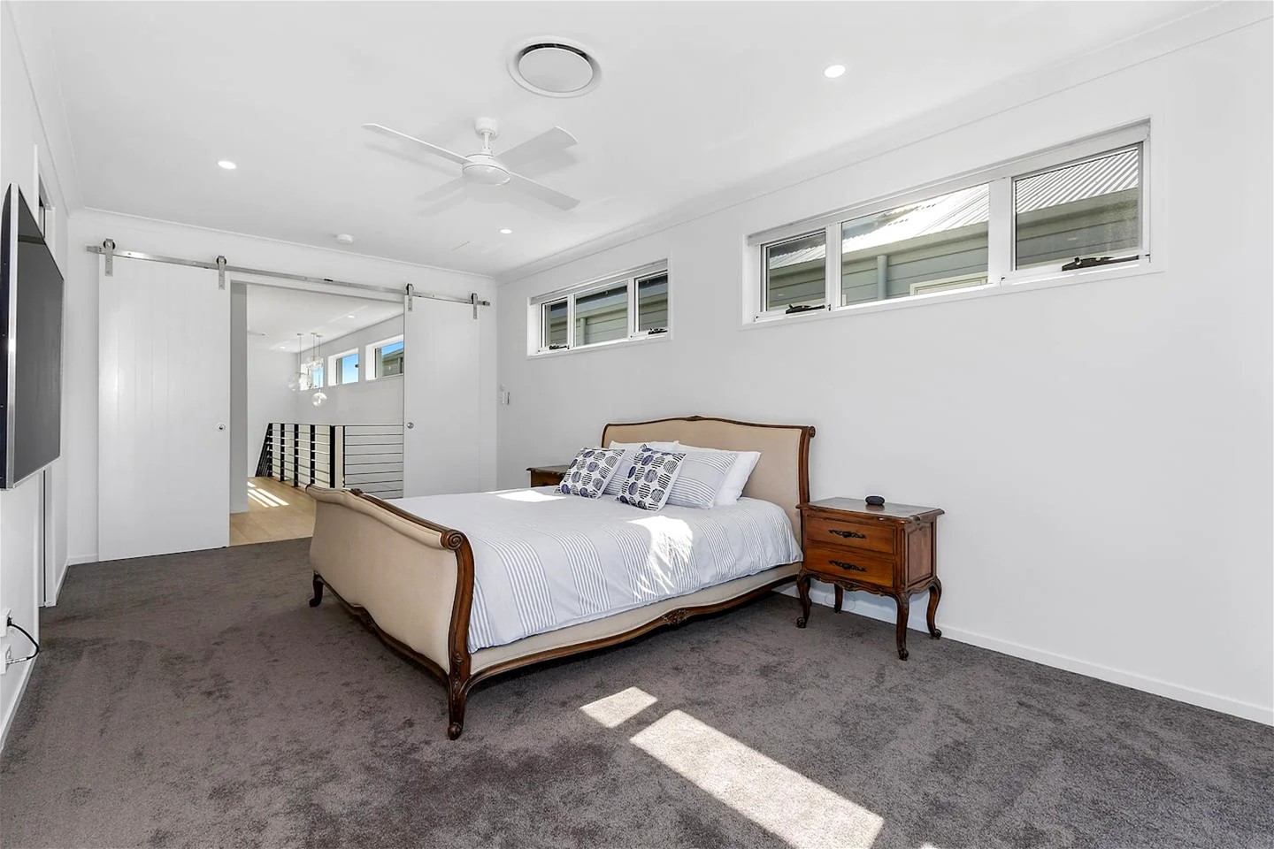 Approx $3.5K p/w, fully furnished, 9