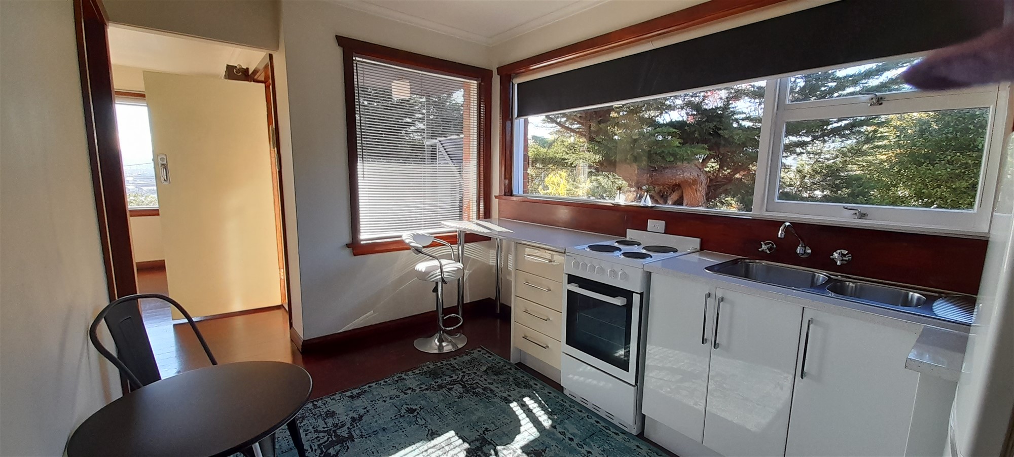 FULLY FURNISHED SELF CONTAINED ONE 6
