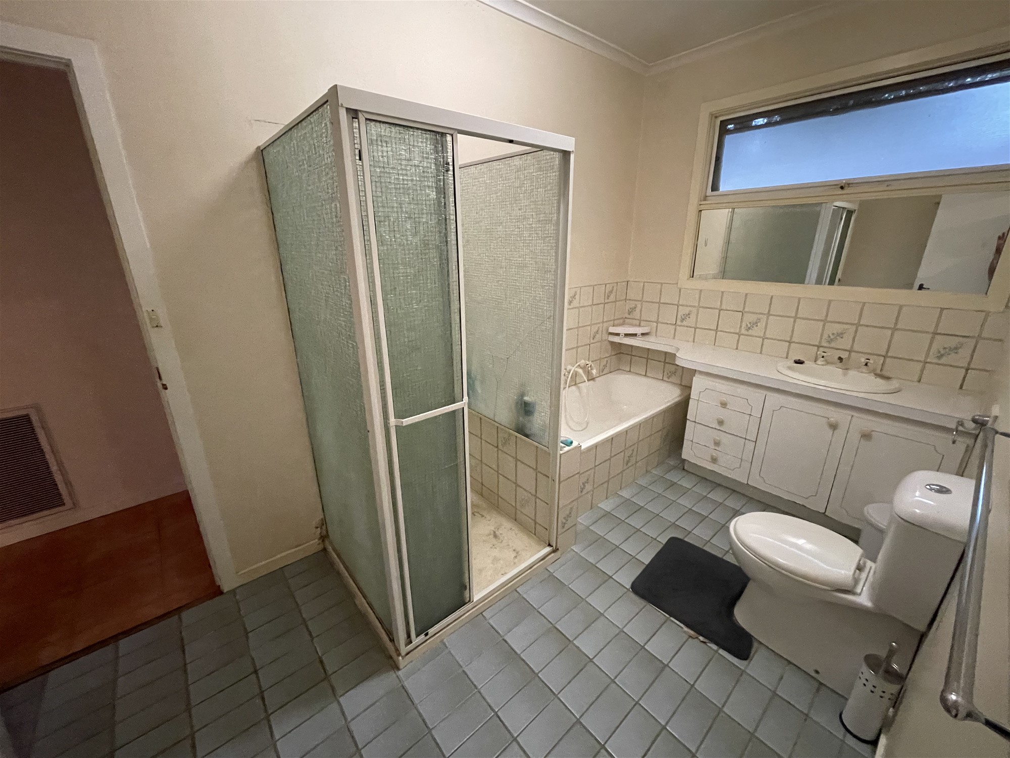 Convenient 3 Bedroom Gem with 15