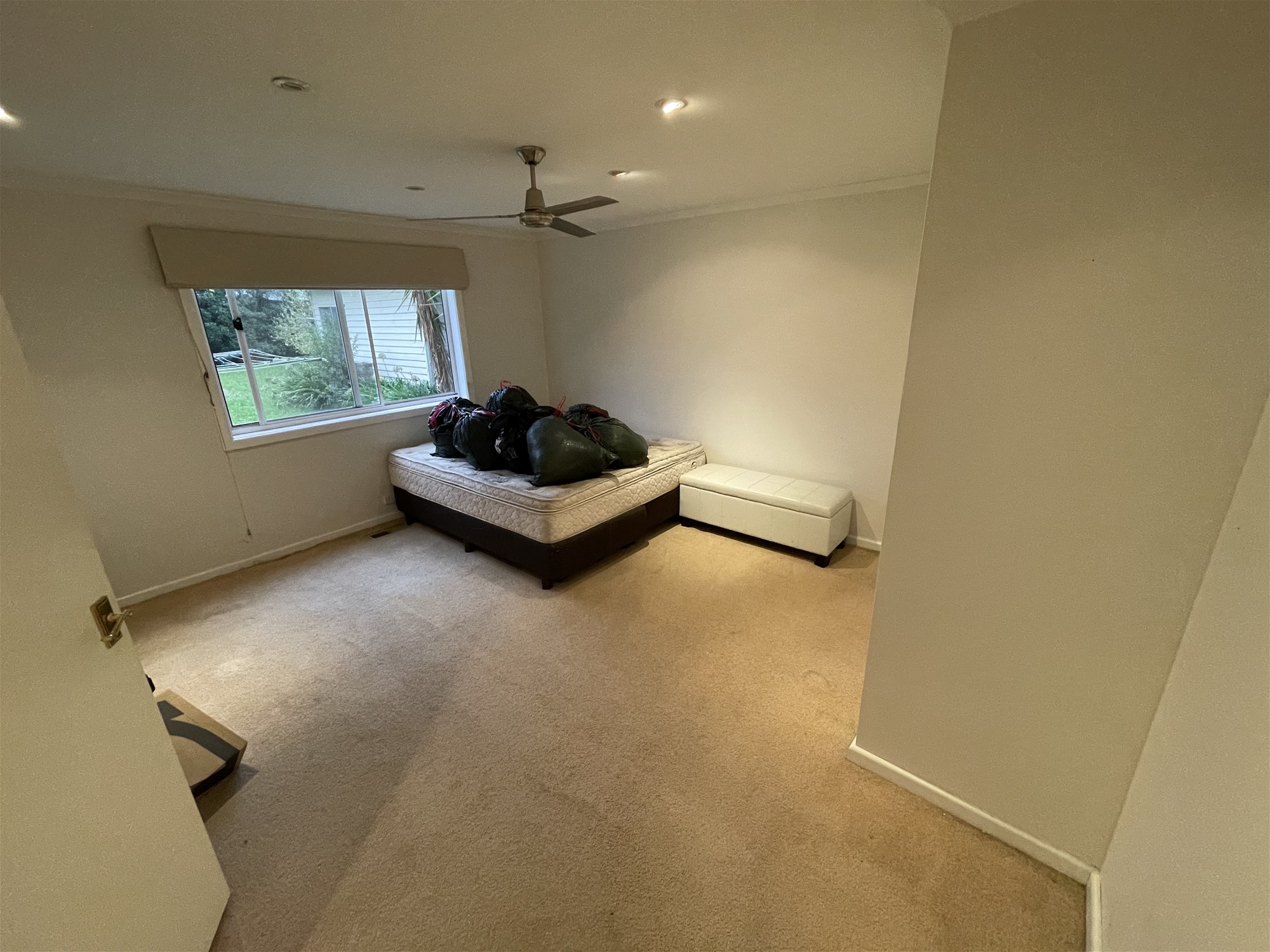Convenient 3 Bedroom Gem with 21