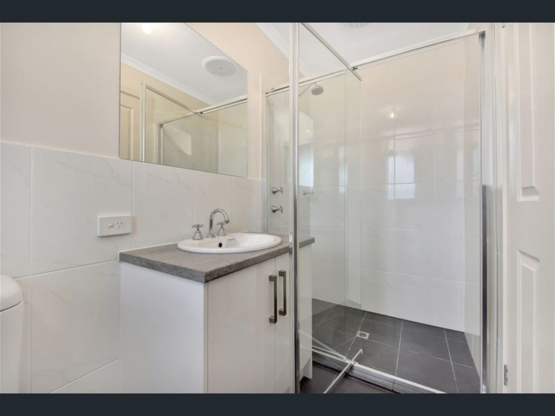3 Bedroom Townhouse 6